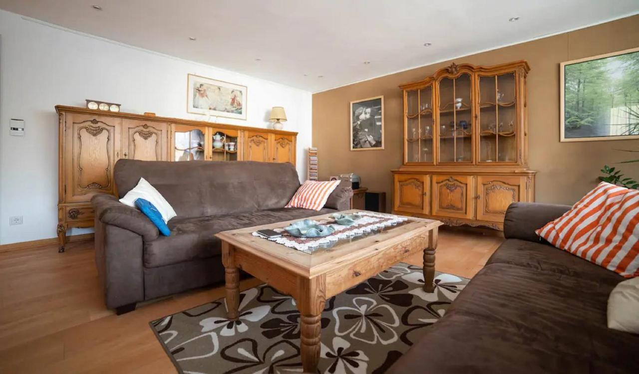 Ferienwohnung Am Waldrand バート・ドリーブルク エクステリア 写真
