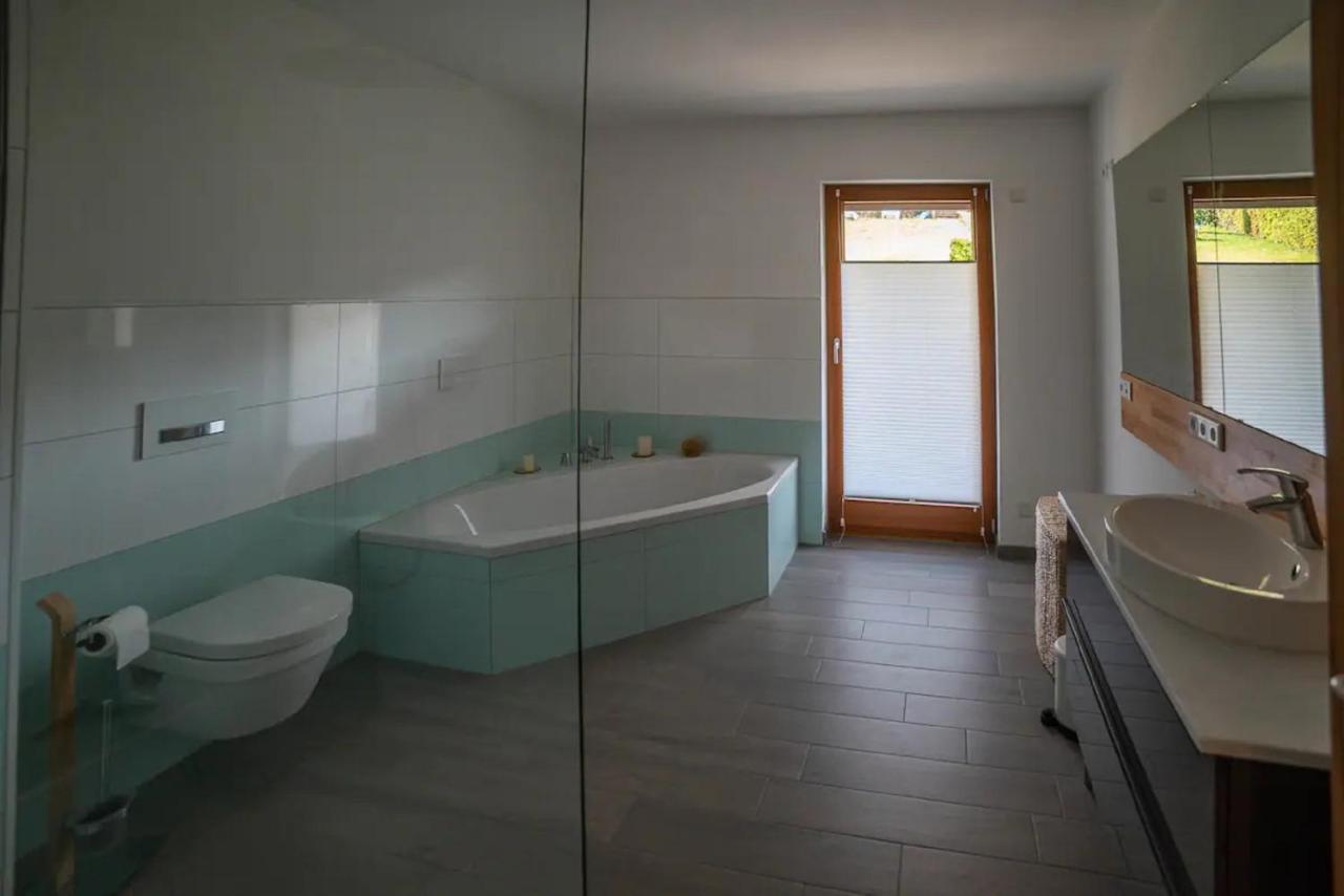 Ferienwohnung Am Waldrand バート・ドリーブルク エクステリア 写真