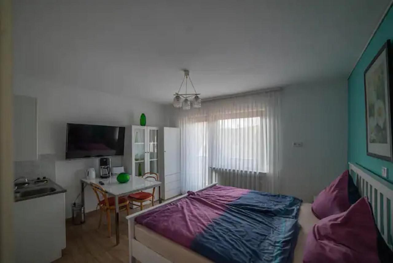 Ferienwohnung Am Waldrand バート・ドリーブルク エクステリア 写真